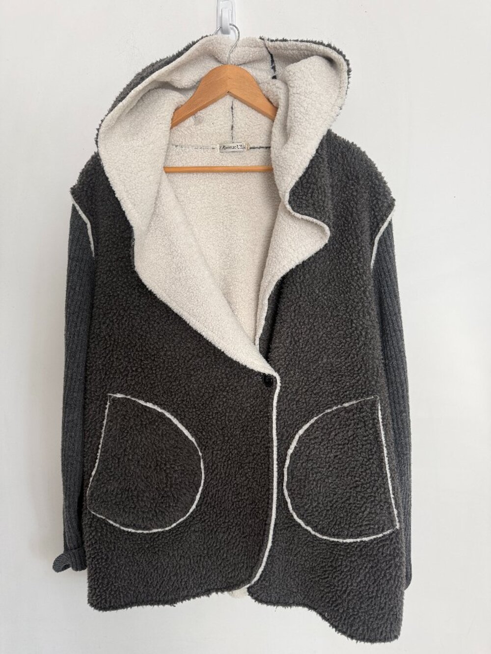 Z Avenue USA Women Gray Hooded Button Long Sleeve Serpa Wrap Coat Size L